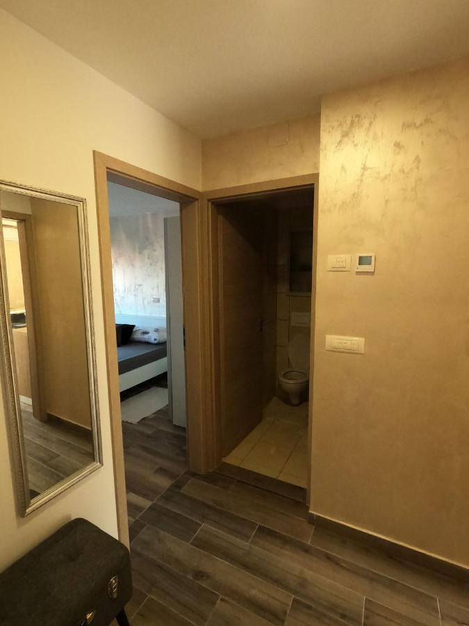 Apartment Natalia Valbandon エクステリア 写真